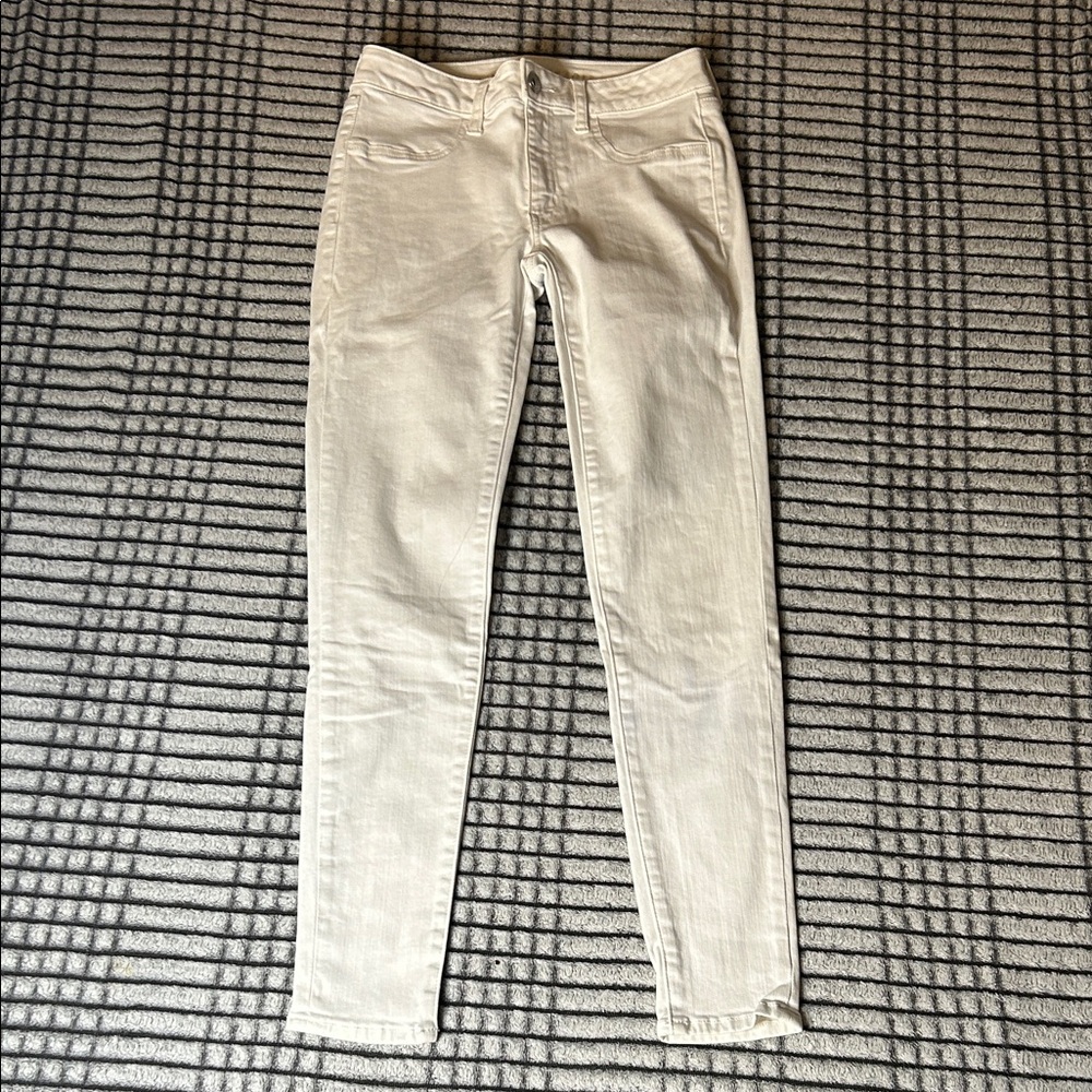 New Women's American Eagle Outfitters White Jeans (6)